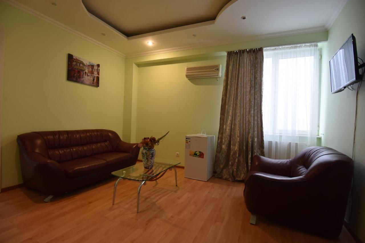 Hotel Vake Palace Тбилиси Екстериор снимка